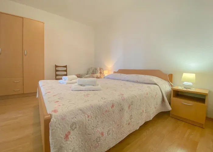 Elena Two Appartement *